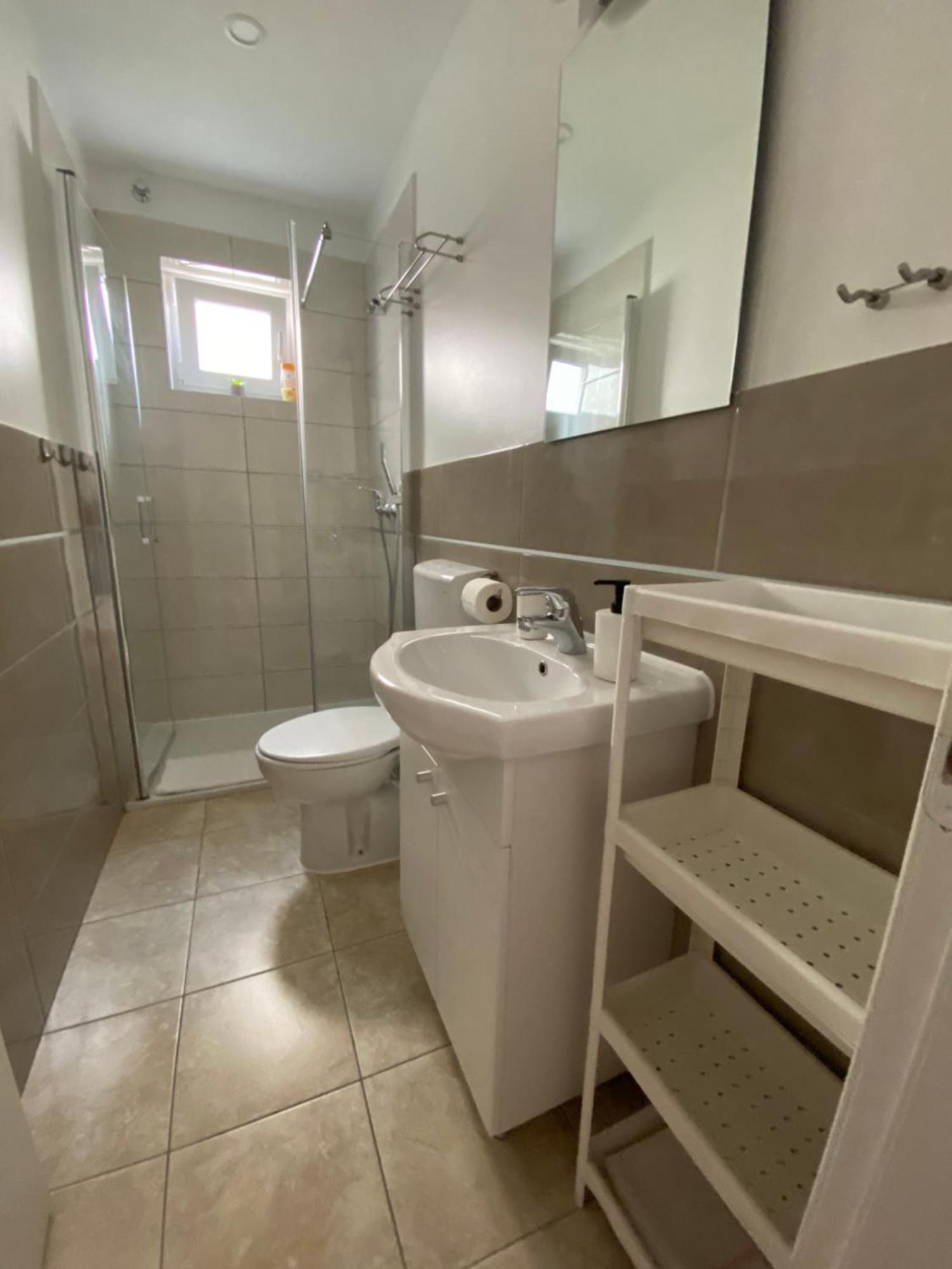 Apartments Anna III Baska  Bagian luar foto