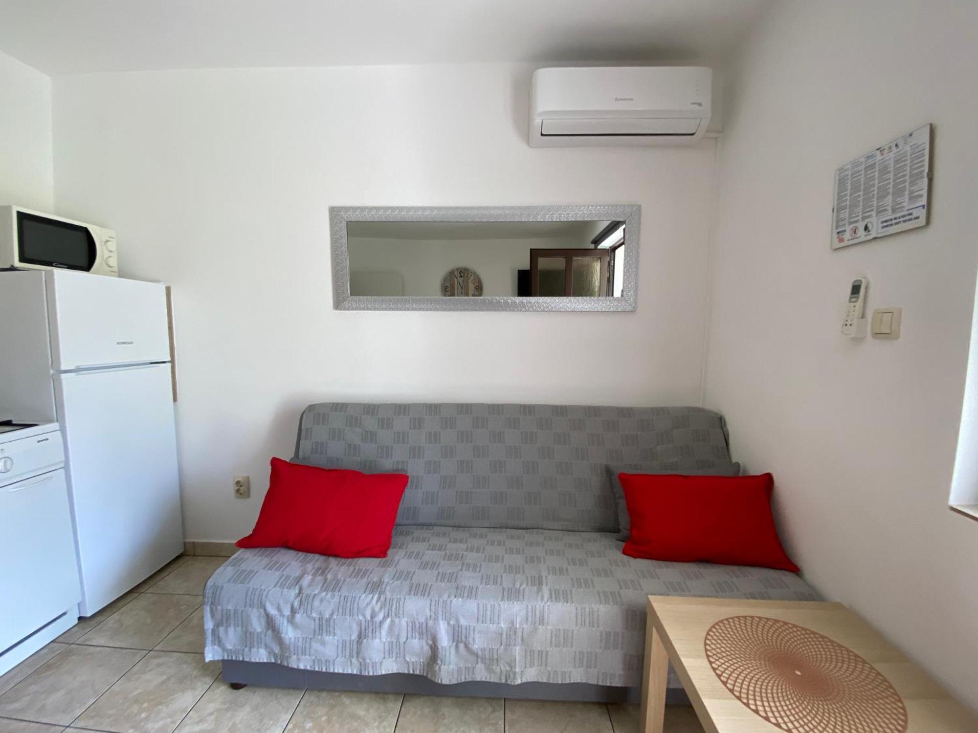 Apartments Anna III Baska  Bagian luar foto